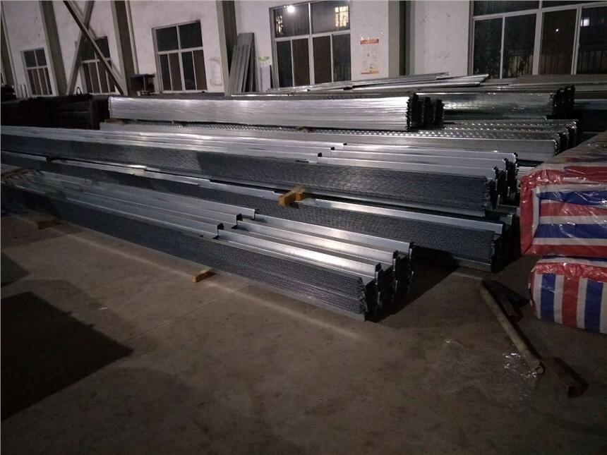 YXB42-215-645ǳаS