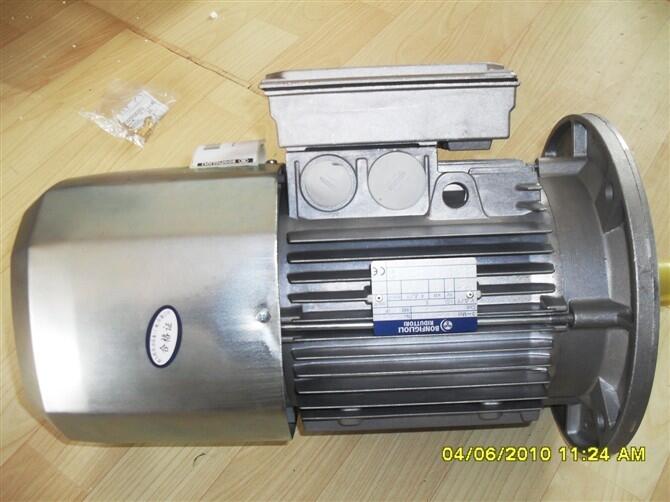 wBONFIGLIOLIx܇늙C w늙CBN80B4FD/0.75KW