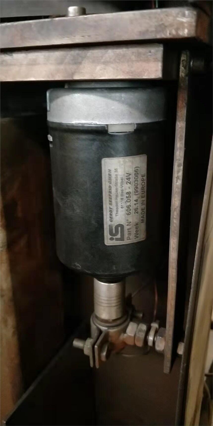 _xиC606.058-24V 