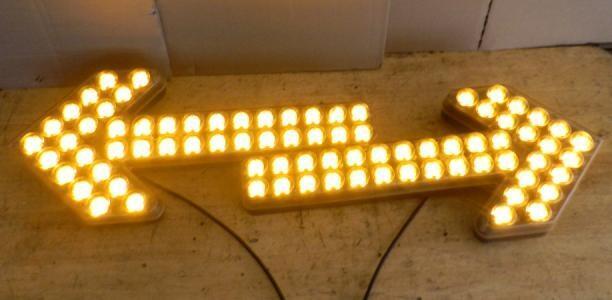 V|ꖴͨ^ LED^ ̖SֱNr